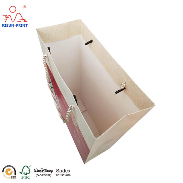 Elegant custom wine boxes and bags