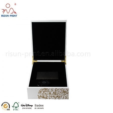 Pendant Box