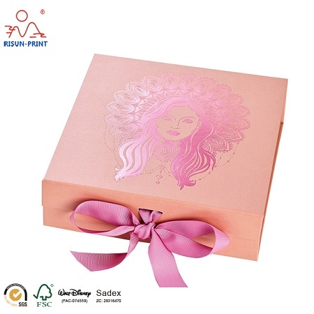 Paper gift box