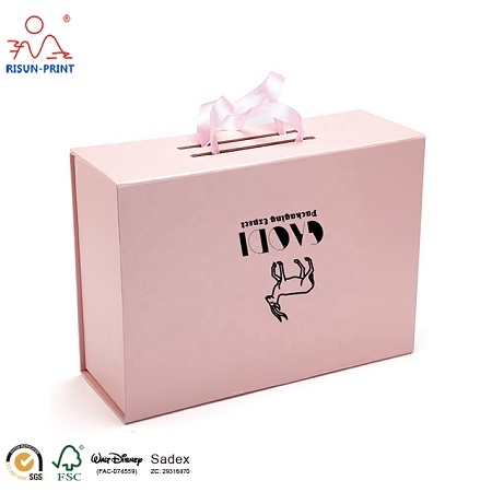 Paper gift box