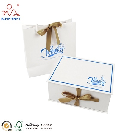 Paper gift box