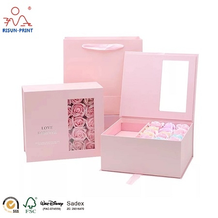 Paper gift box